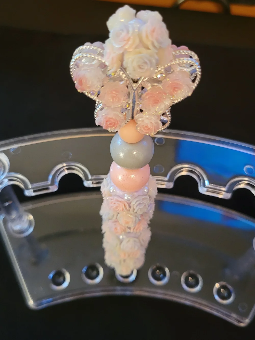 Elegant Pink Rose Beaded Decorative Pen
